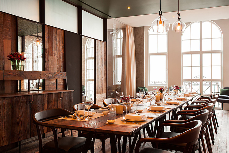 Mercato dining atmosphere